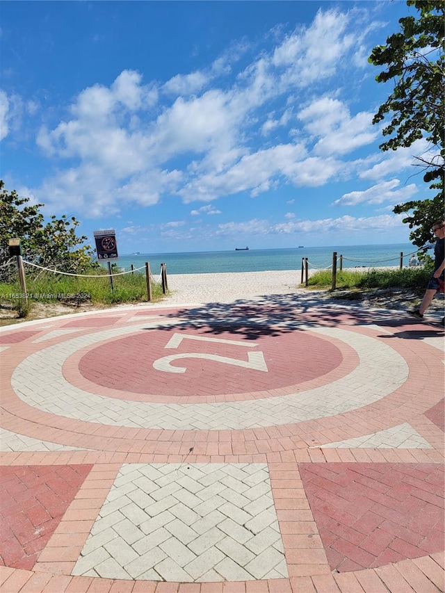 view of property's community featuring a water view