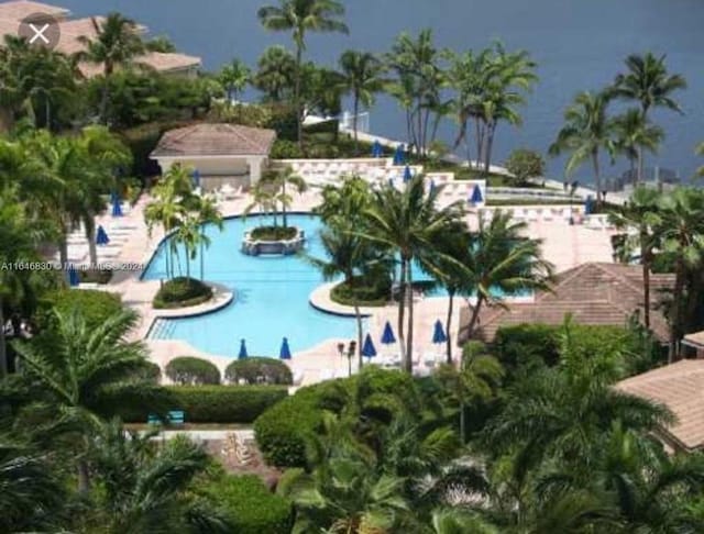 21055 Yacht Club Dr Unit 1602, Aventura, FL 33180 - view of community pool