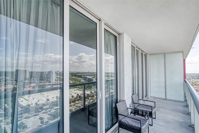 2602 E Hallandale Beach Blvd Unit R2304, Hallandale Beach, FL 33009 - balcony with a city view