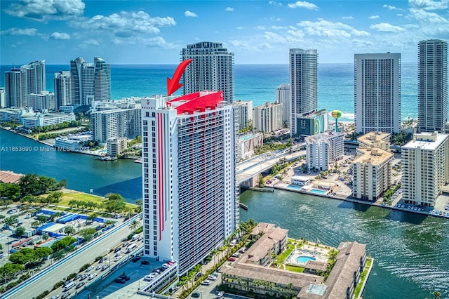 bird's eye view featuring a water view