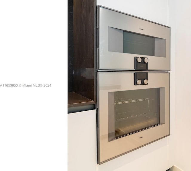 300 Biscayne Blvd Way Unit 902, Miami, FL 33131 - details with white double oven