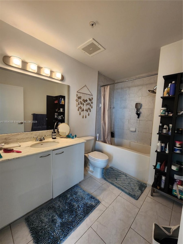 full bathroom with shower / tub combo, vanity, and toilet