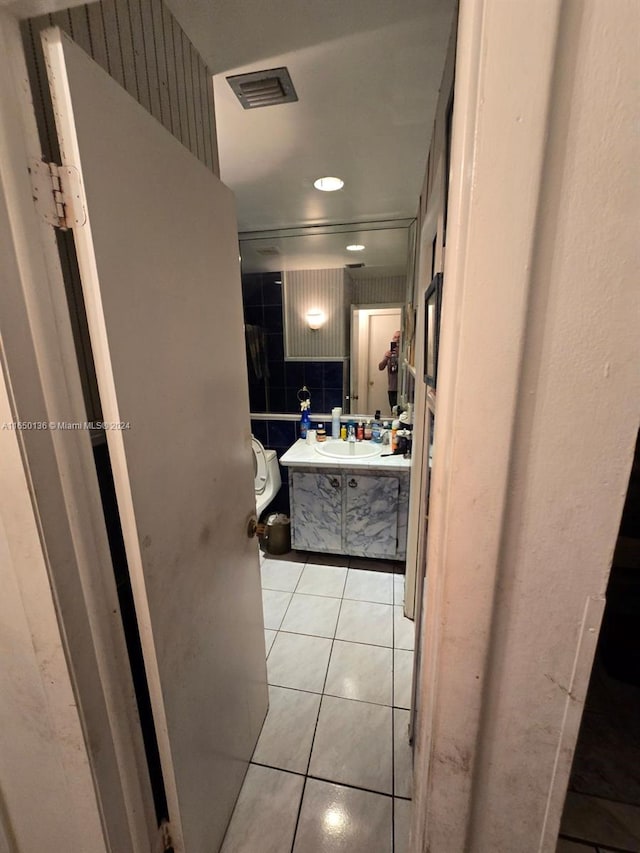 13915 SW 56th Ln Unit 13915, Miami, FL 33183 - bathroom with tile patterned floors, vanity, toilet, and recessed lighting
