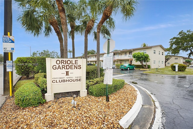 view of community / neighborhood sign