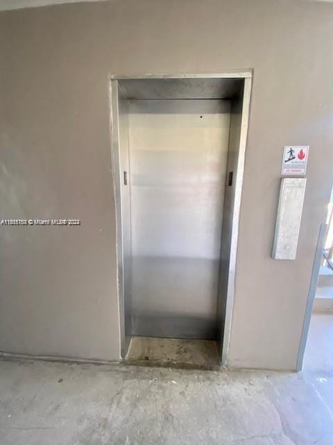 6215 W 20th Ave Unit 414, Hialeah, FL 33012 - bathroom with elevator