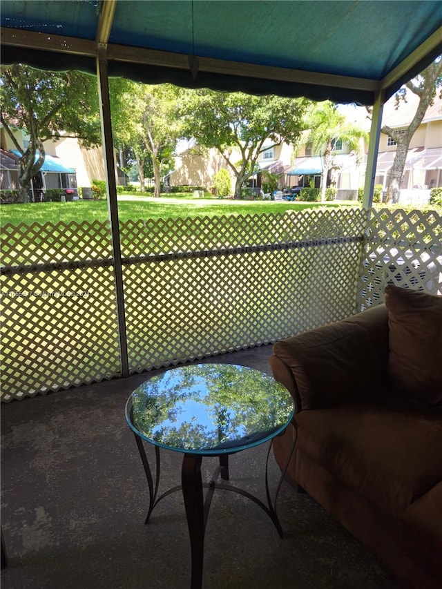 view of sunroom / solarium