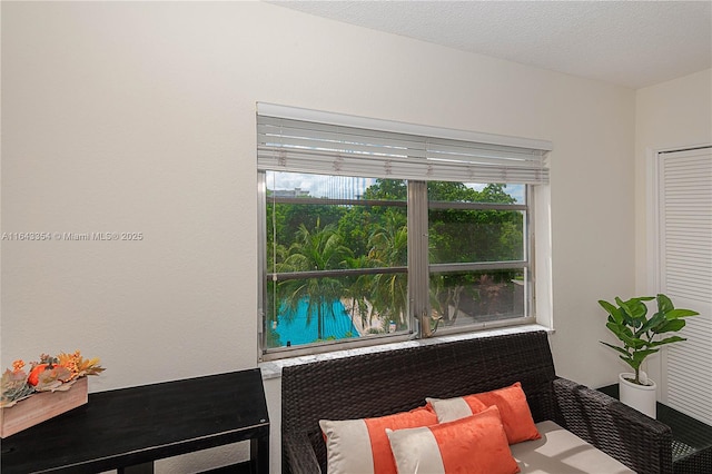 room details featuring a textured ceiling