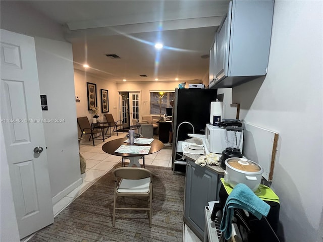 kitchen featuring light tile patterned floors