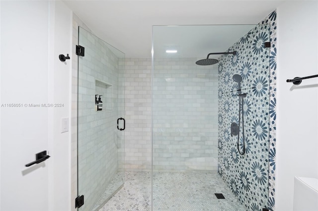 2600 Cardena St Unit 11, Coral Gables, FL 33134 - bathroom featuring a stall shower