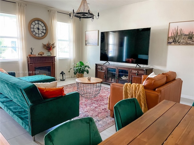 living room with a notable chandelier