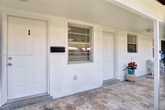 view of property entrance