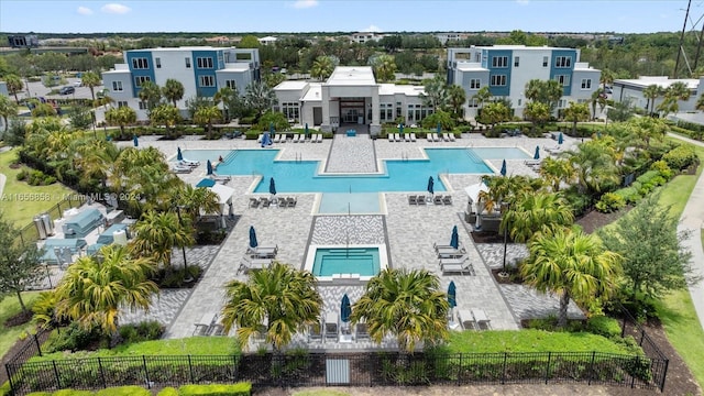 7740 Sandy Ridge Dr Unit 112, Kissimmee, FL 34747 - bird's eye view of a pool