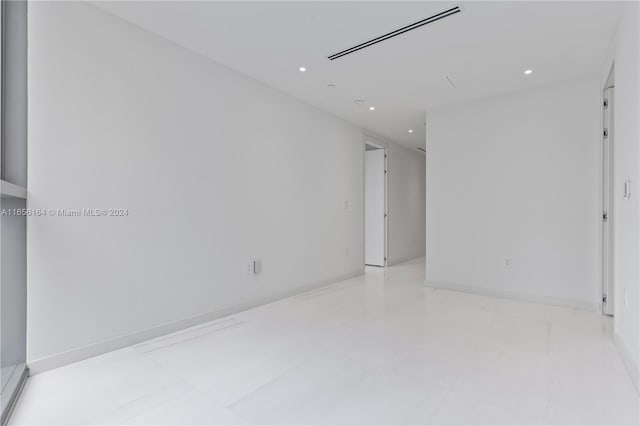 300 Biscayne Blvd Way Unit 2503, Miami, FL 33131 - spare room featuring recessed lighting