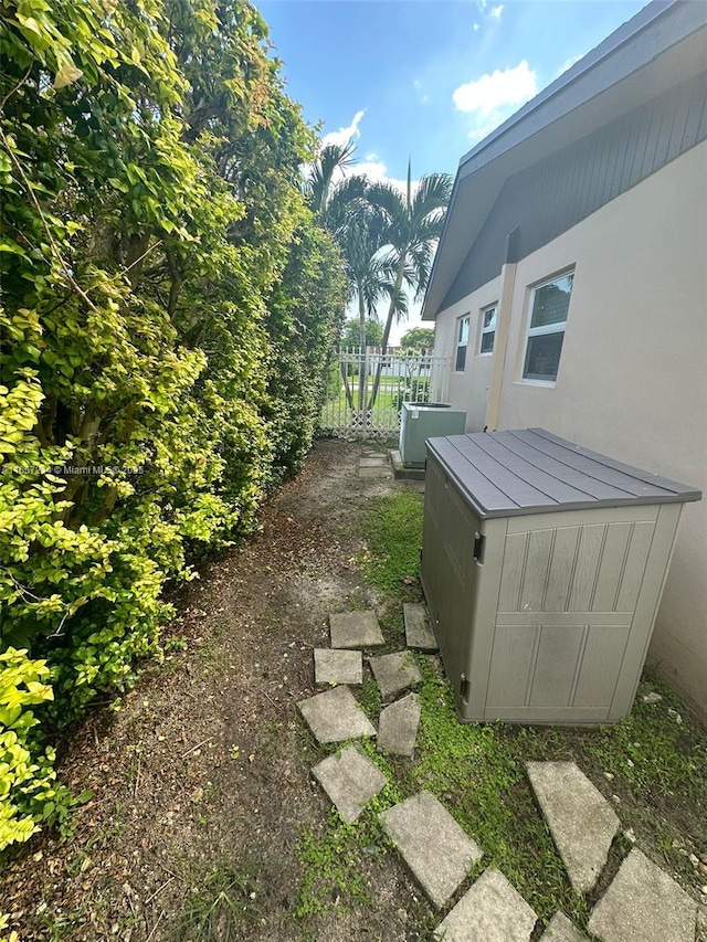 9611 SW 58th St, Miami, FL 33173 - photo 28