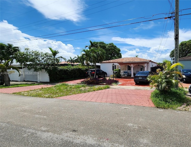 view of mediterranean / spanish-style home