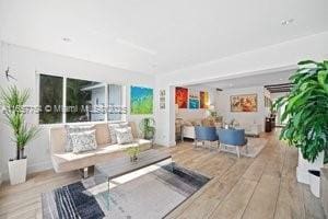3551 E Glencoe St, Miami, FL 33133 - view of building lobby