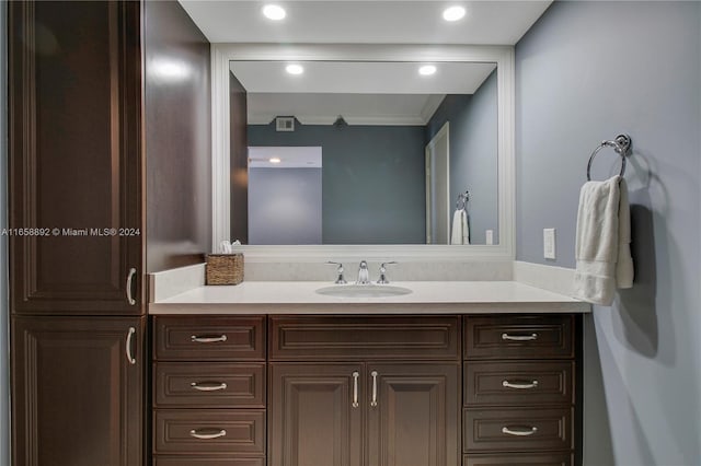 bathroom featuring tiled tub and toilet