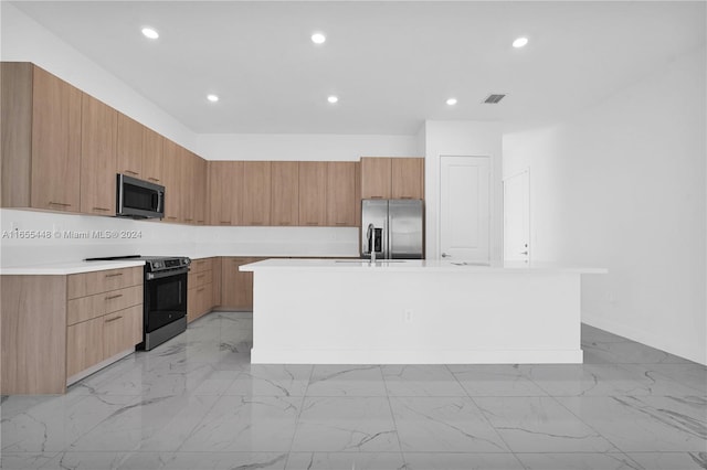 12267 SW 43rd Ct, Davie, FL 33330 - kitchen featuring stainless steel appliances, a kitchen island with sink, modern cabinets, and recessed lighting