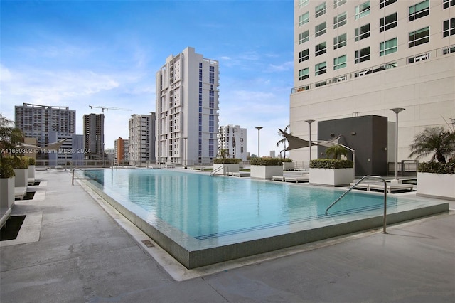 view of swimming pool