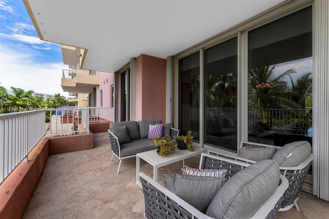 balcony featuring an outdoor hangout area