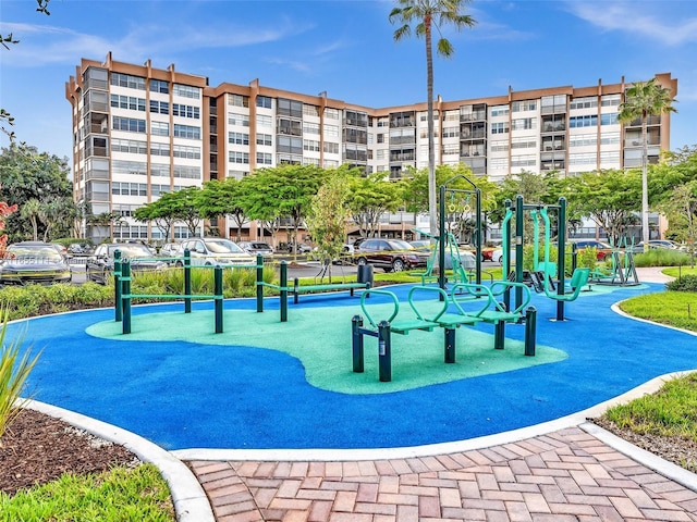 900 Saint Charles Pl Unit 718, Pembroke Pines, FL 33026 - view of property's community