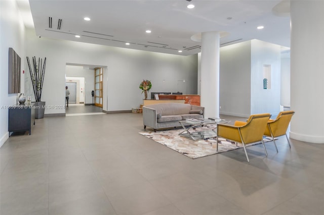 665 NE 25th St Unit 1704, Miami, FL 33137 - living room with baseboards and recessed lighting
