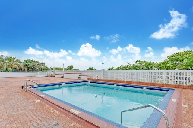 view of swimming pool