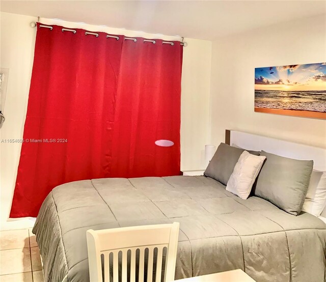 380 E 45th St, Hialeah, FL 33013 - view of tiled bedroom
