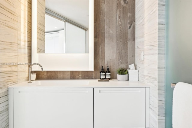 bathroom with vanity