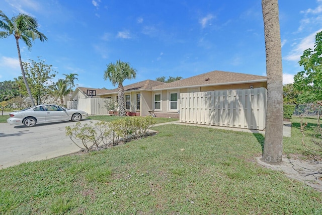 view of front of house with a front yard