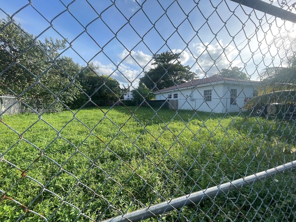 1284 NW 58th Ter, Miami, FL 33142