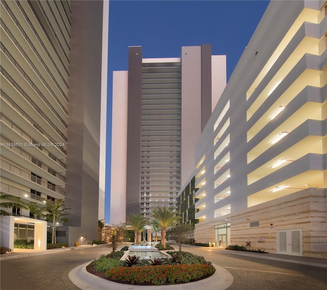 16385 Biscayne Blvd Unit 421, North Miami Beach, FL 33160 - view of property at twilight
