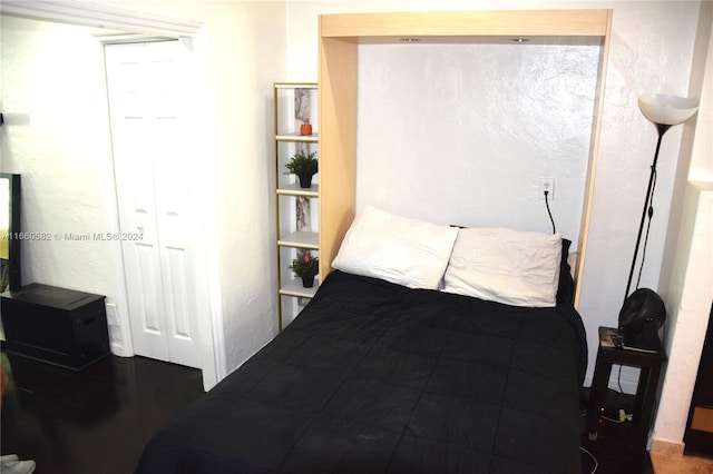 bedroom featuring a closet