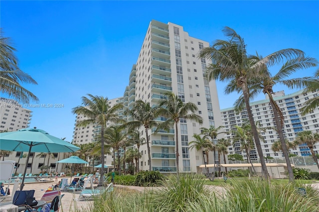 3801 S Ocean Dr Unit 2Z, Hollywood, FL 33019 - view of apartment building / complex