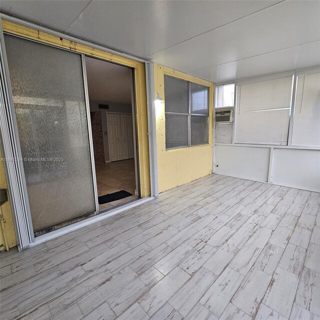 laundry room with washer / clothes dryer and cabinets