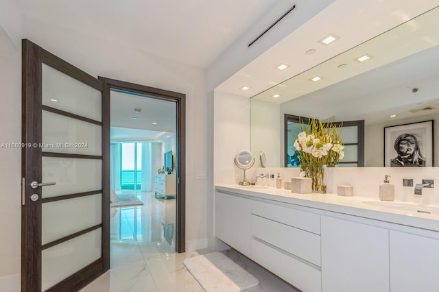 bathroom with vanity