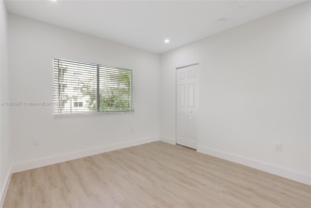 empty room featuring light hardwood / wood-style flooring