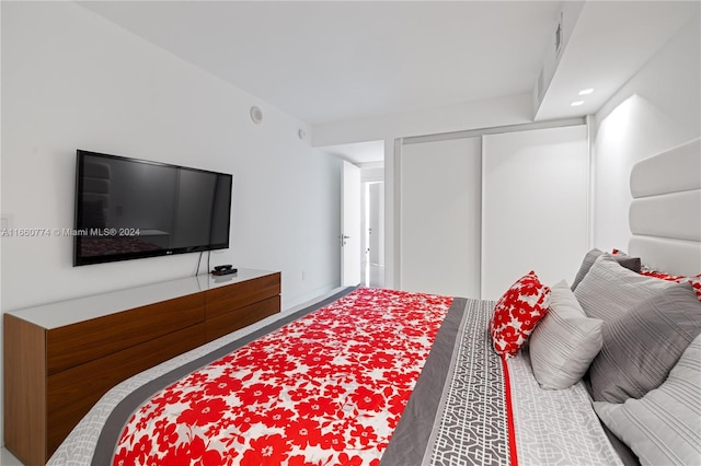 bedroom featuring a closet