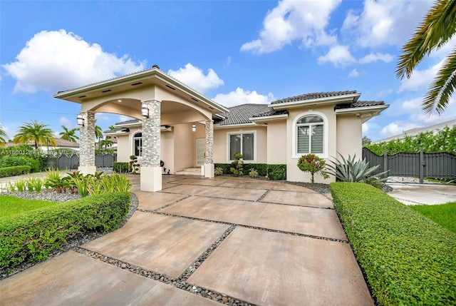 view of mediterranean / spanish-style house