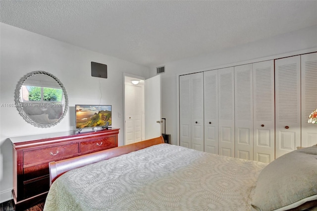 bedroom with a textured ceiling