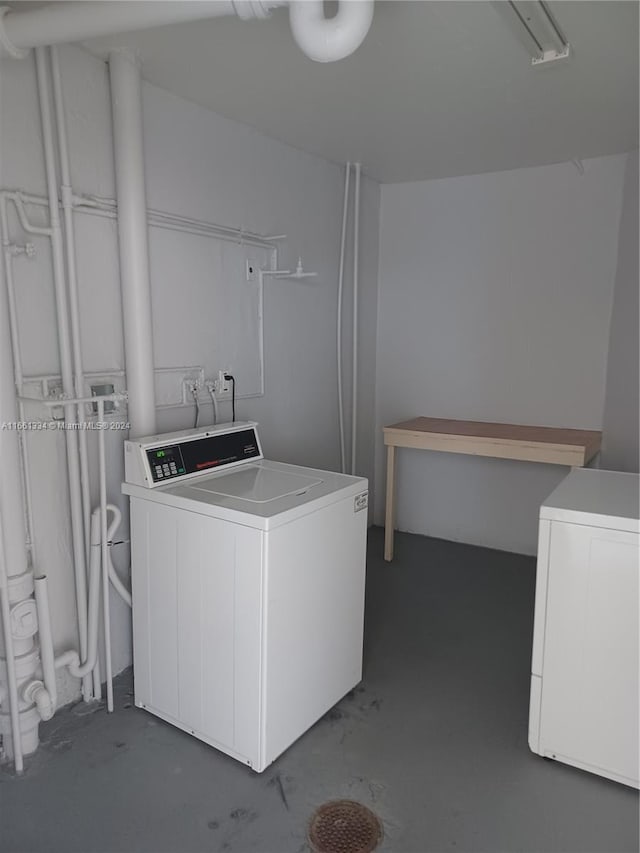 laundry area featuring independent washer and dryer