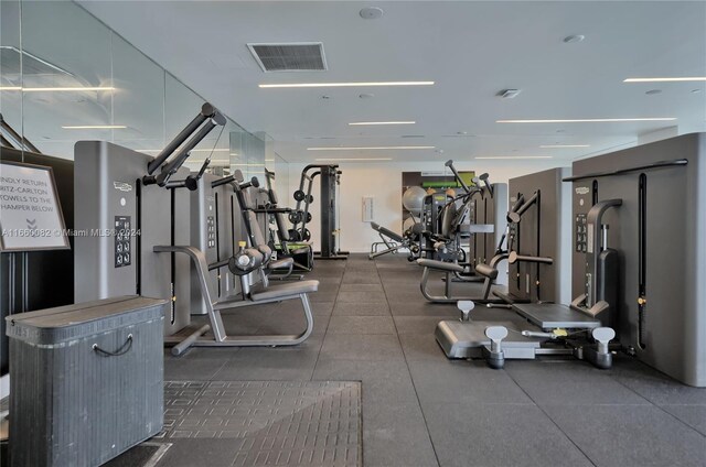 4701 N Meridian Ave Unit 510, Miami Beach, FL 33140 - view of exercise room