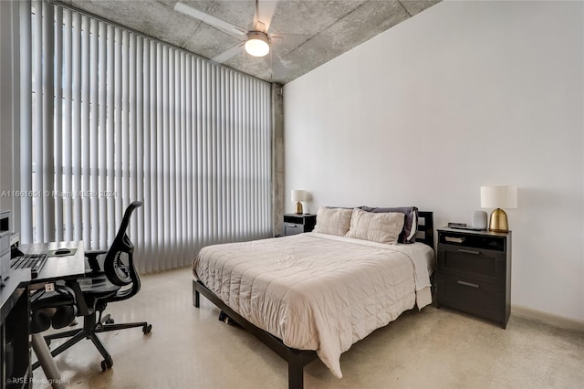 bedroom with ceiling fan