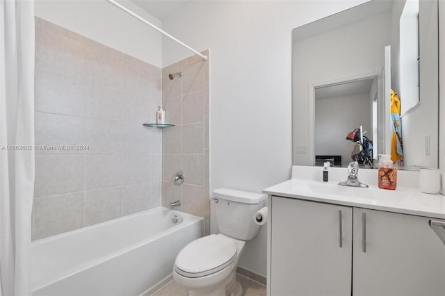 full bathroom with shower / bath combo with shower curtain, vanity, and toilet