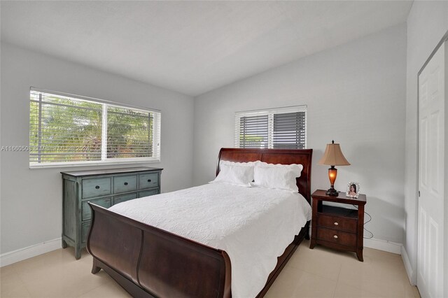 1910 N Hibiscus Dr, North Miami, FL 33181 - photo 32