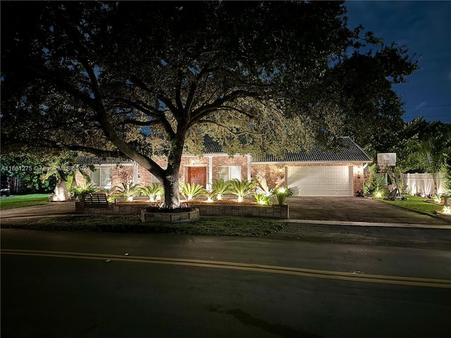 view of front of house featuring a garage