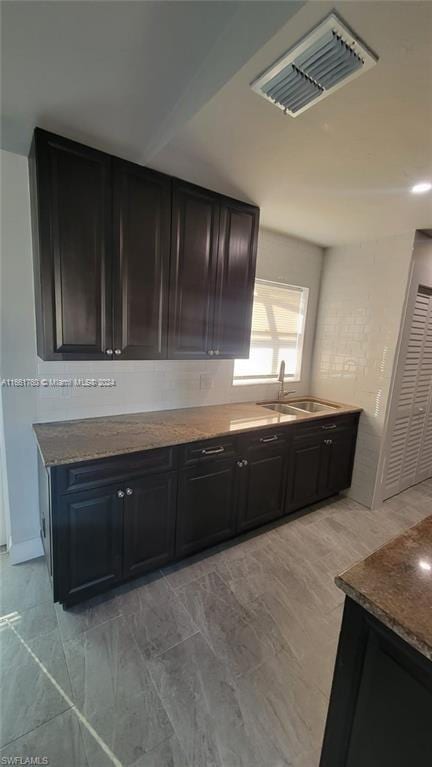 kitchen featuring sink