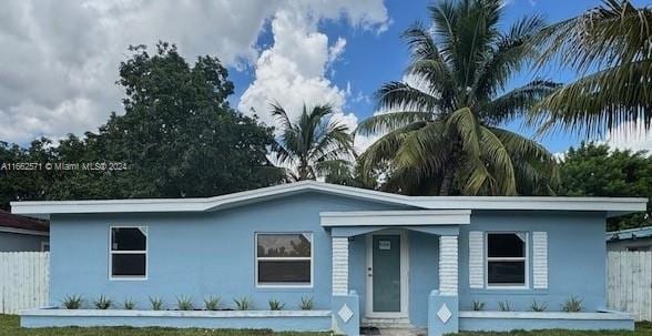 view of front of house with a porch