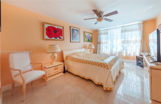 bedroom featuring ceiling fan