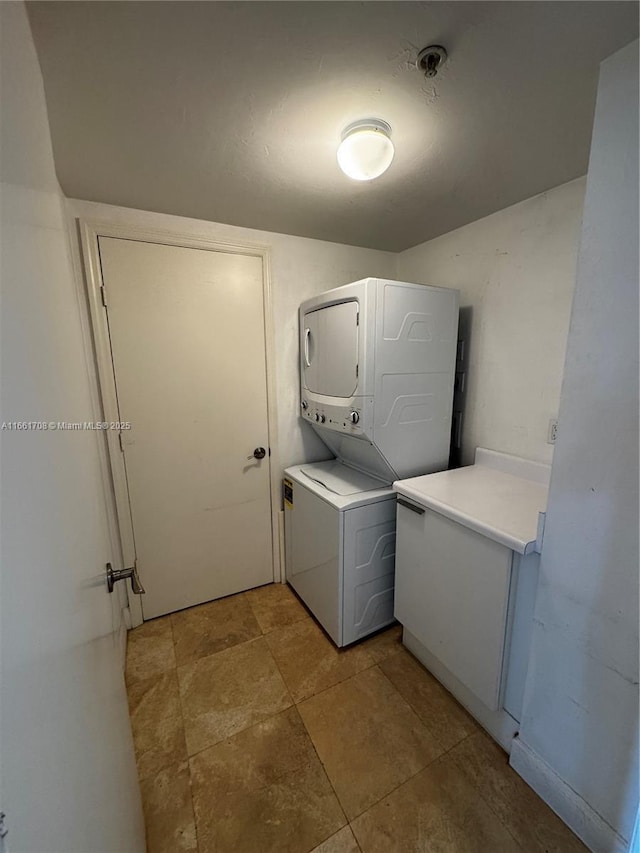 14951 Royal Oaks Ln Unit 1504, North Miami, FL 33181 - washroom with stacked washer / drying machine